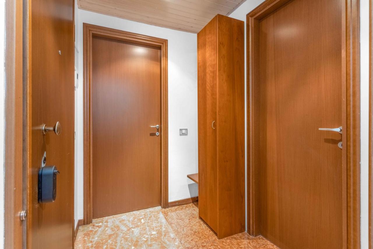 Zona Navigli - Smart House Con Tv 50 E Fast Wifi Apartment Milan Bagian luar foto